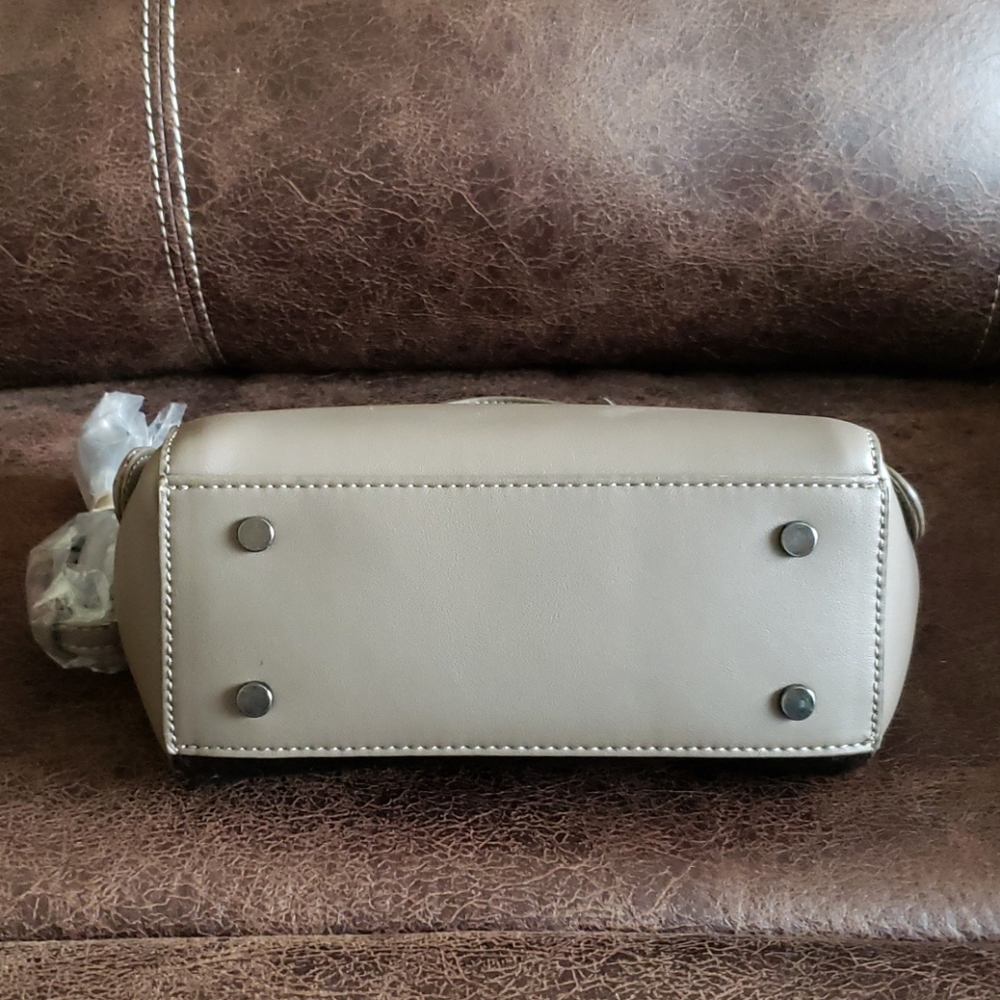 Purse - Picture 6 of 7